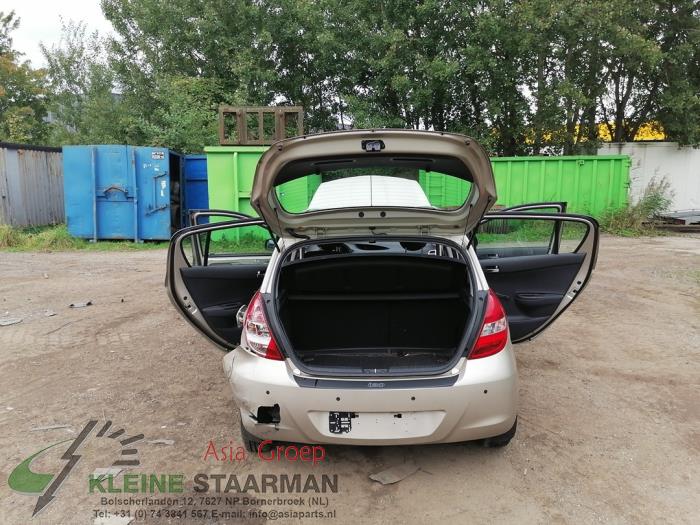 Hyundai i20 1.2i 16V Sloopvoertuig (2010, Grijs)