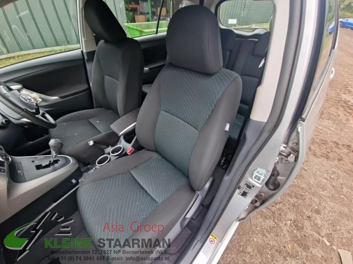 Toyota Verso 1.8 16V VVT-i Sloopvoertuig (2013, Grijs)