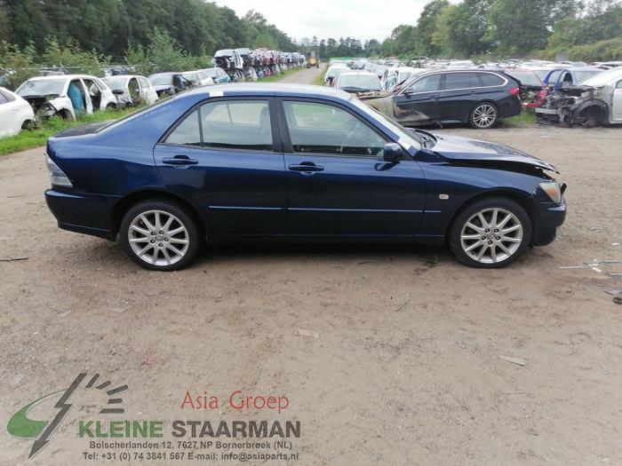 Lexus IS 200 2.0 24V Sloopvoertuig (2005, Blauw)