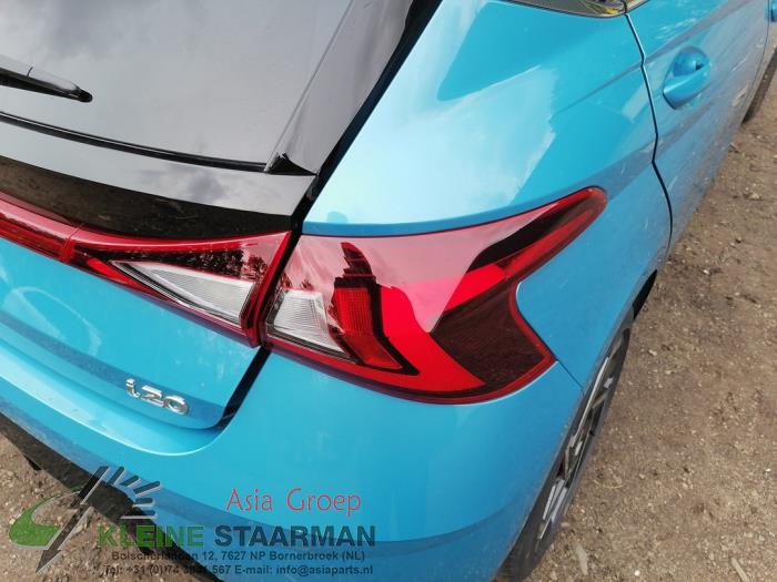 Hyundai i20 1.0 T-GDI 100 Mild Hybrid 48V 12V Sloopvoertuig (2022, Turquoise)