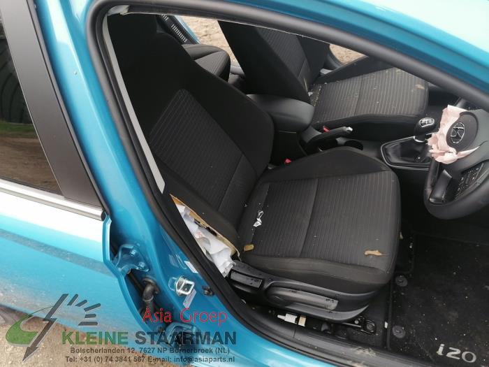 Hyundai i20 1.0 T-GDI 100 Mild Hybrid 48V 12V Sloopvoertuig (2022, Turquoise)