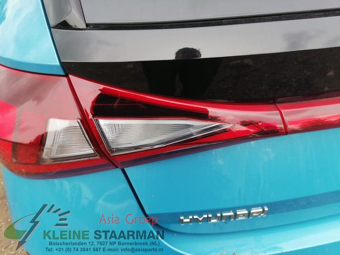 Hyundai i20 1.0 T-GDI 100 Mild Hybrid 48V 12V Sloopvoertuig (2022, Turquoise)