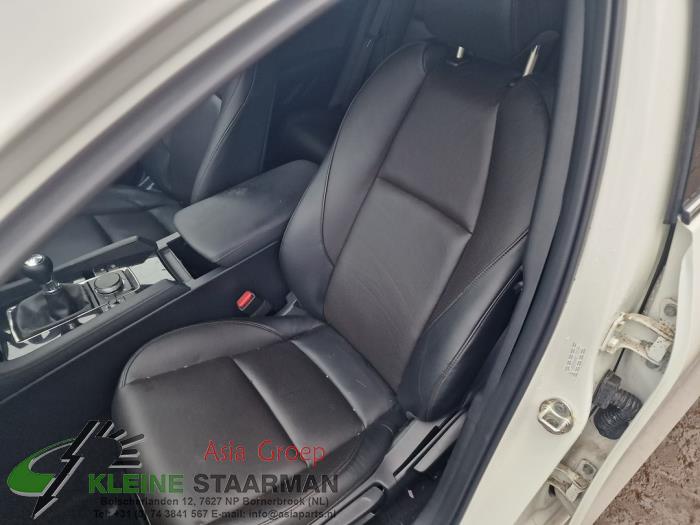 Mazda 3 Sport 2.0 SkyActiv-X M Hybrid 16V Sloopvoertuig (2021, Wit)