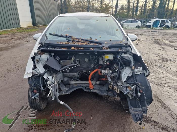 Toyota Yaris III 1.5 16V Hybrid Sloopvoertuig (2015, Wit)