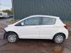 Toyota Yaris III 1.5 16V Hybrid Sloopvoertuig (2015, Wit)