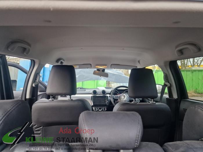 Suzuki Swift 1.0 Booster Jet Turbo 12V SHVS Sloopvoertuig (2019, Zwart)