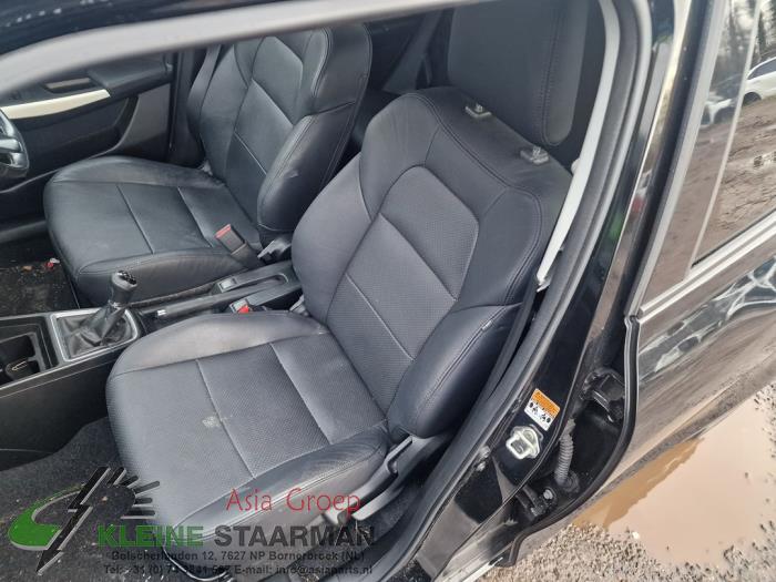 Suzuki Swift 1.0 Booster Jet Turbo 12V SHVS Sloopvoertuig (2019, Zwart)
