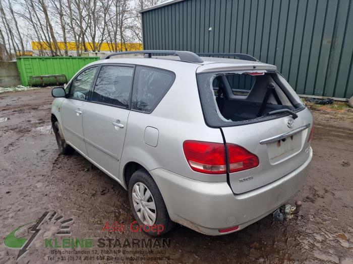 Toyota Avensis Verso 2.0 16V VVT-i D-4 Sloopvoertuig (2003, Grijs)