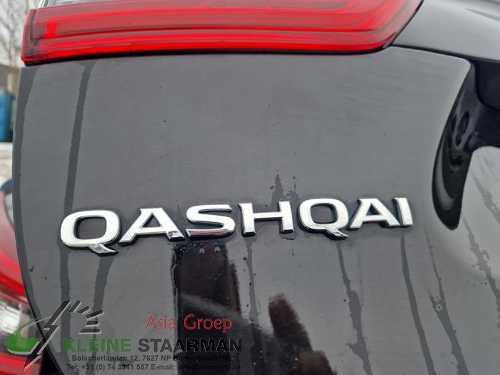 Nissan Qashqai 1.3 DIG-T 140 16V Sloopvoertuig (2020, Zwart)
