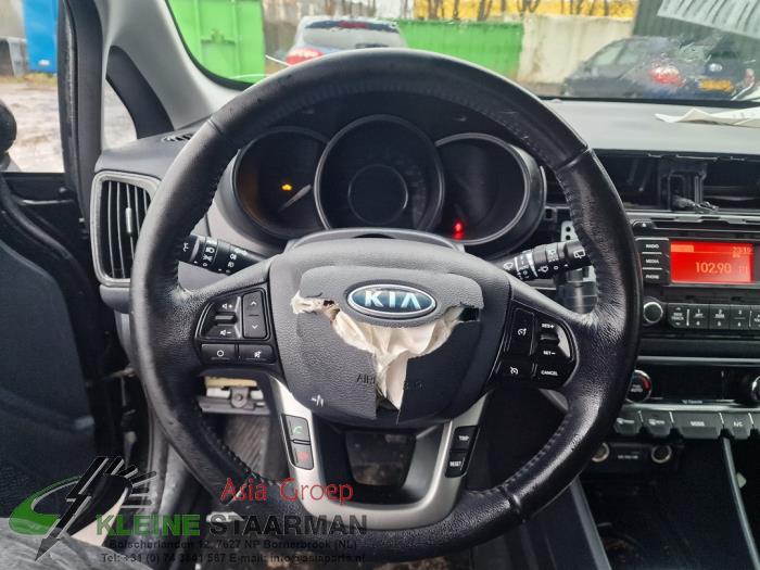 Kia Rio III 1.2 CVVT 16V Sloopvoertuig (2012, Zwart)