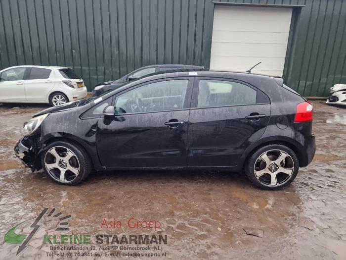 Kia Rio III 1.2 CVVT 16V Sloopvoertuig (2012, Zwart)