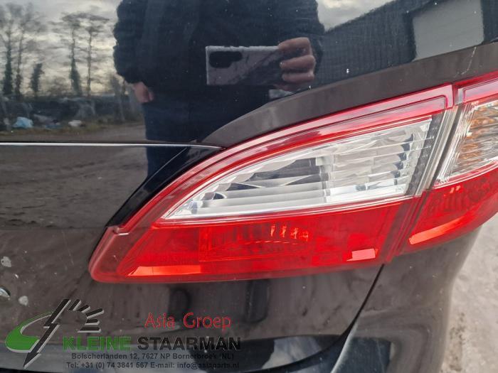 Mazda 5 2.0i 16V Sloopvoertuig (2011, Zwart)