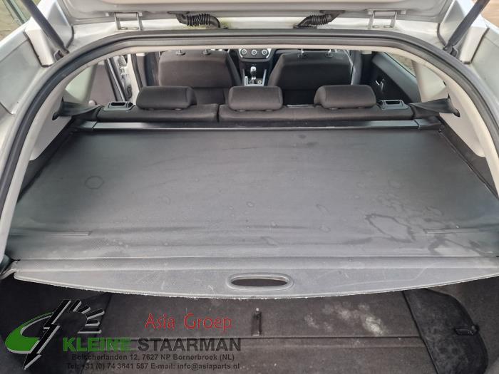 Kia Cee'd Sporty Wagon 1.4 16V Sloopvoertuig (2010, Grijs)