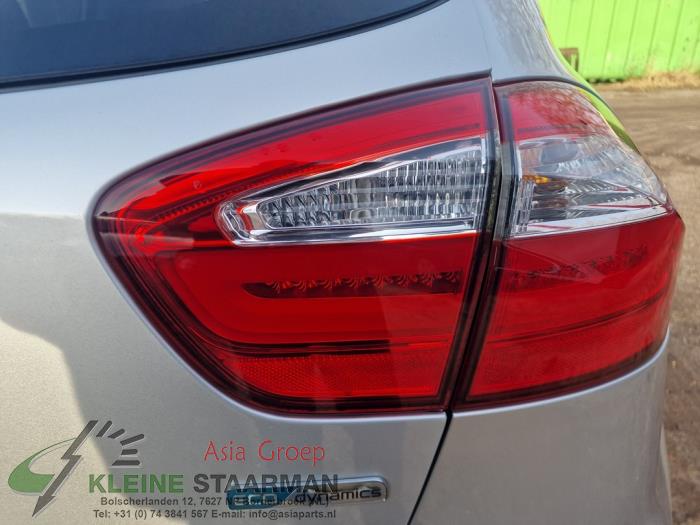 Kia Rio III 1.2 CVVT 16V Sloopvoertuig (2016, Grijs)