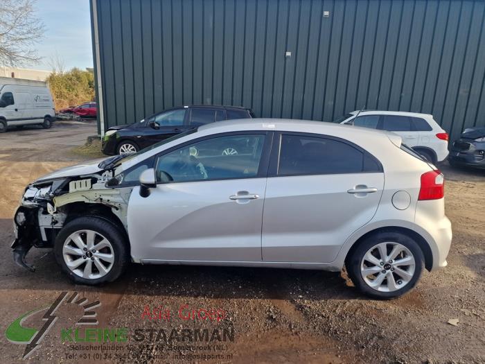 Kia Rio III 1.2 CVVT 16V Sloopvoertuig (2016, Grijs)