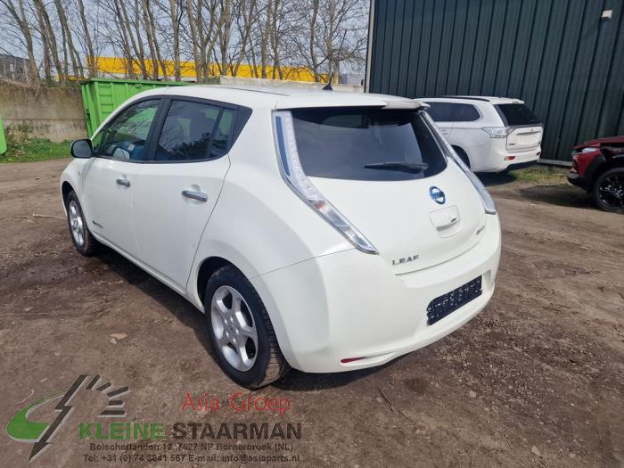 Nissan Leaf Leaf Sloopvoertuig (2016, Wit)