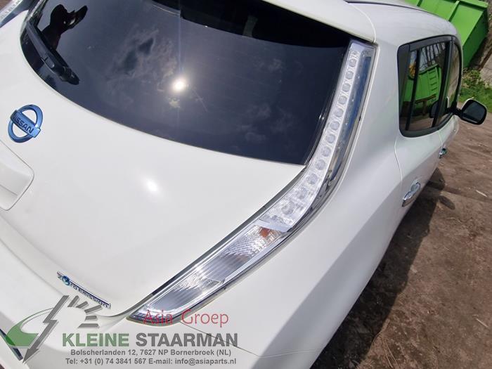 Nissan Leaf Leaf Sloopvoertuig (2016, Wit)