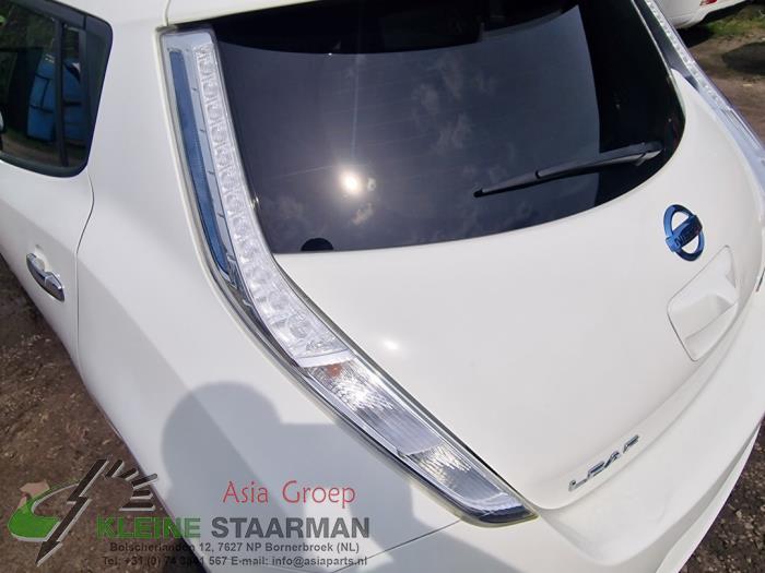 Nissan Leaf Leaf Sloopvoertuig (2016, Wit)