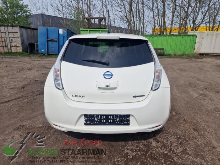 Nissan Leaf Leaf Sloopvoertuig (2016, Wit)