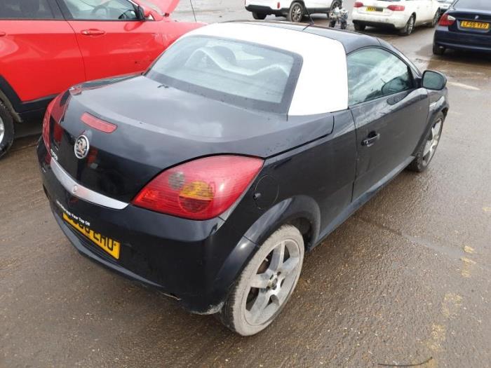 Opel Tigra Twin Top 1.4 16V Sloopvoertuig (2008, Zwart)