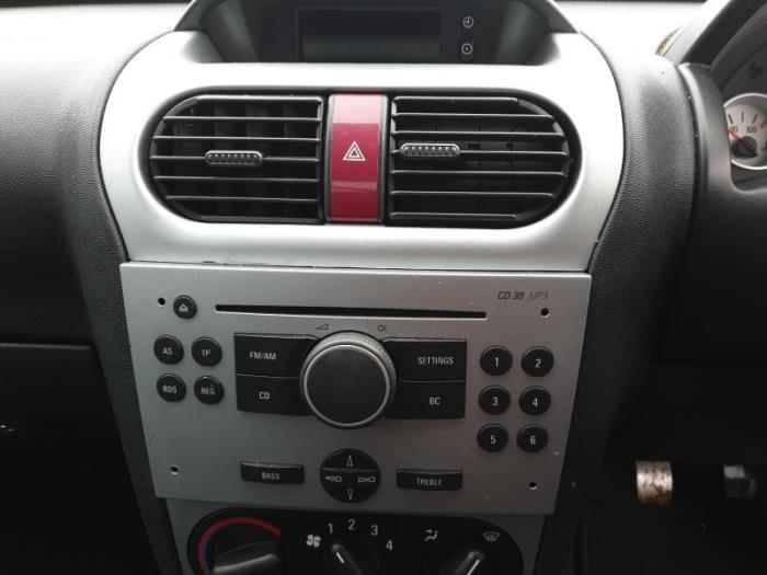 Opel Tigra Twin Top 1.4 16V Sloopvoertuig (2008, Zwart)