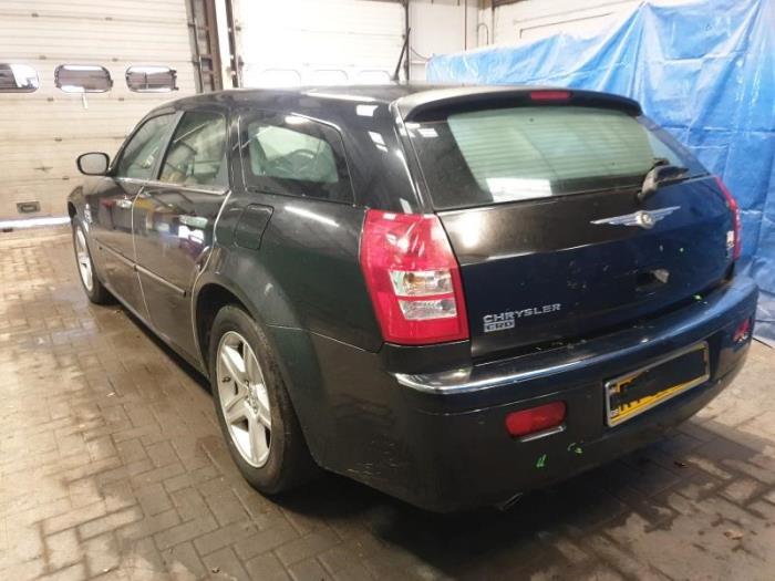 Chrysler 300 C Touring 3.0 CRD 24V Sloopvoertuig (2009, Zwart)