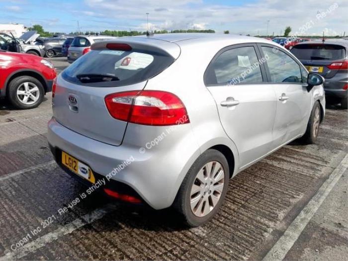 Kia Rio III 1.4 CVVT 16V Sloopvoertuig (2012, Grijs)