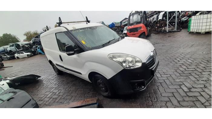 Opel Combo Tour 1.3 CDTI 16V ecoFlex Sloopvoertuig (2012, Wit)