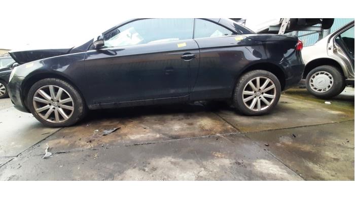 Volkswagen Eos 1.4 TSI 16V BlueMotion Sloopvoertuig (2008, Zwart)