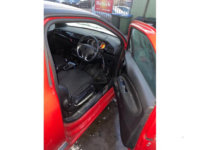 Citroen DS3 1.6 VTi 120 16V Sloopvoertuig (2012, Rood)