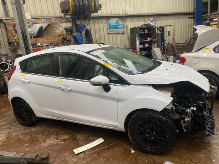 Ford Fiesta 6 1.0 EcoBoost 12V 100 Sloopvoertuig (2013, Wit)
