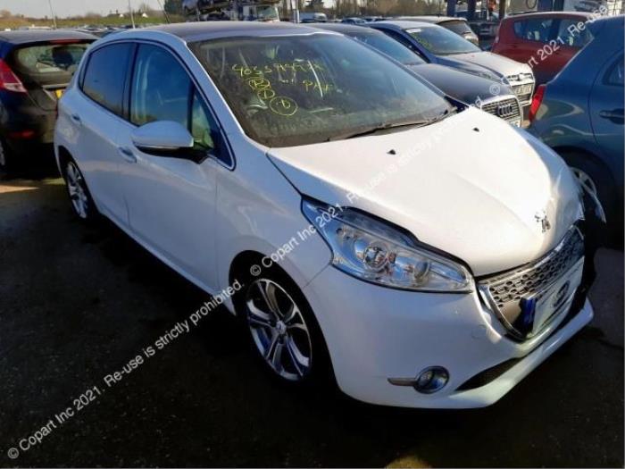 Peugeot 208 I 1.2 Vti 12V PureTech 82 Sloopvoertuig (2012, Wit)
