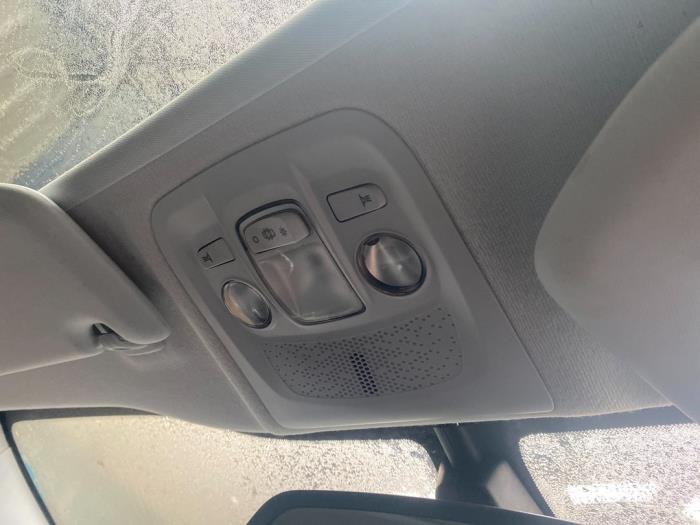 Peugeot 208 I 1.2 Vti 12V PureTech 82 Sloopvoertuig (2012, Wit)