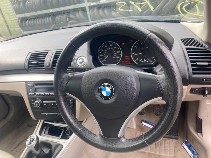 BMW 1 serie 116i 2.0 16V Sloopvoertuig (2010, Zwart)