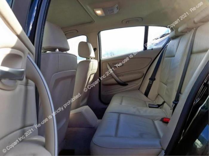 BMW 1 serie 116i 2.0 16V Sloopvoertuig (2010, Zwart)