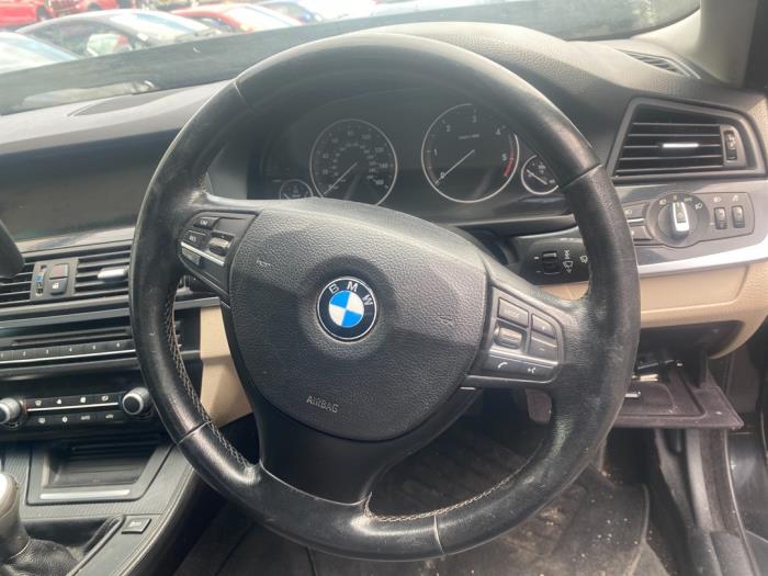 BMW 5 serie 520d 16V Sloopvoertuig (2010, Zwart)