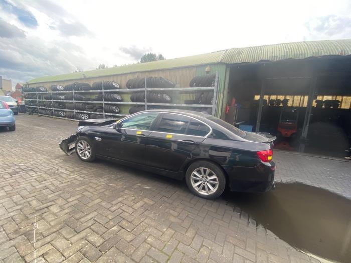 BMW 5 serie 520d 16V Sloopvoertuig (2010, Zwart)