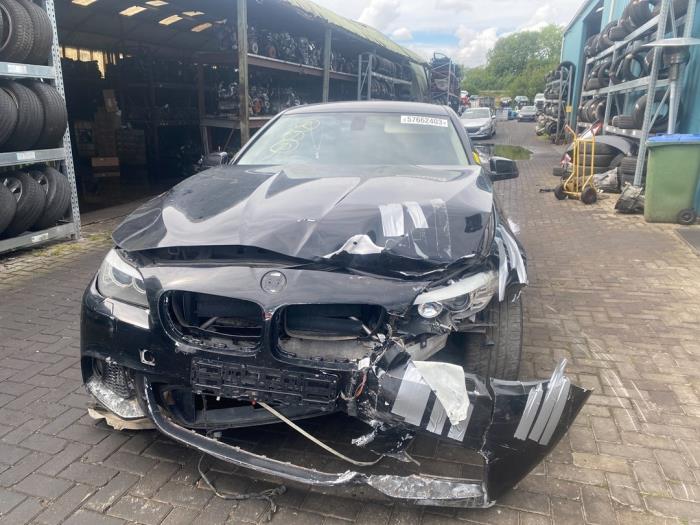 BMW 5 serie 520d 16V Sloopvoertuig (2010, Zwart)