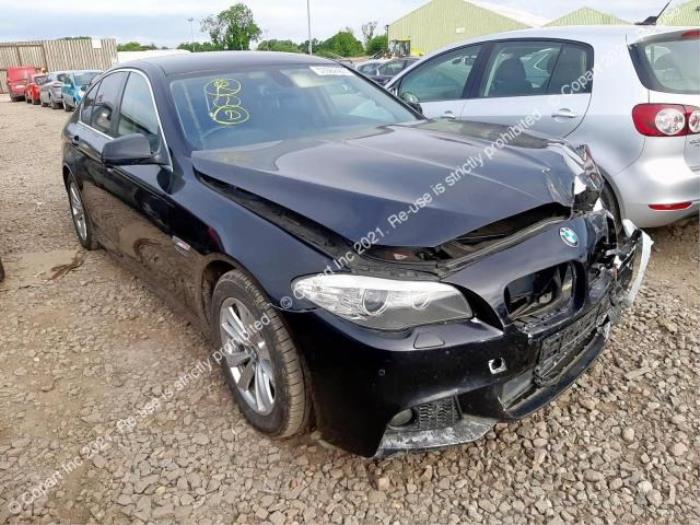 BMW 5 serie 520d 16V Sloopvoertuig (2010, Zwart)