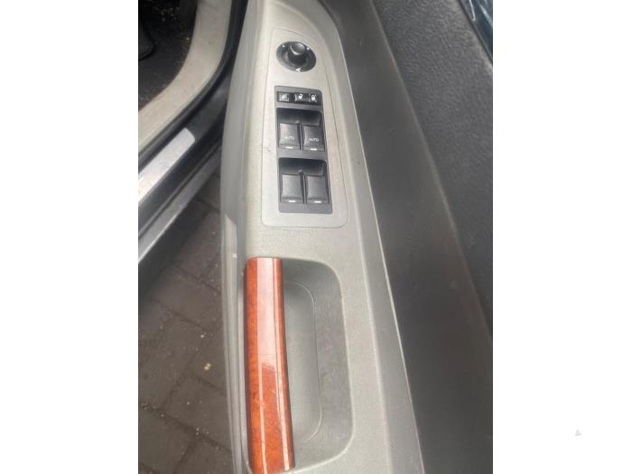 Chrysler 300 C 3.0 CRD V6 24V Sloopvoertuig (2008, Zwart)