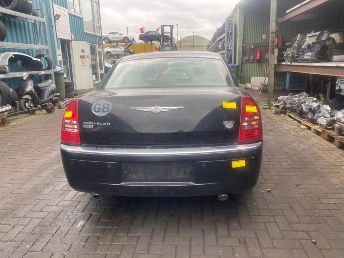 Chrysler 300 C 3.0 CRD V6 24V Sloopvoertuig (2008, Zwart)