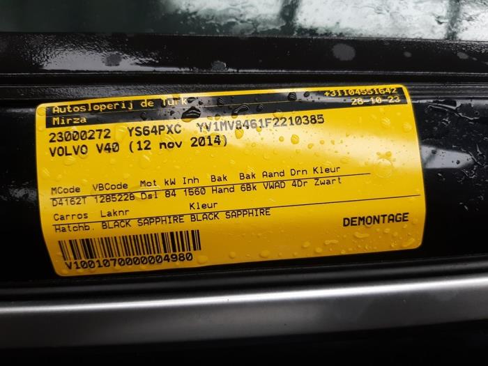 Volvo V40 1.6 D2 Sloopvoertuig (2014, Zwart, Saffierblauw, Saffierzwart)