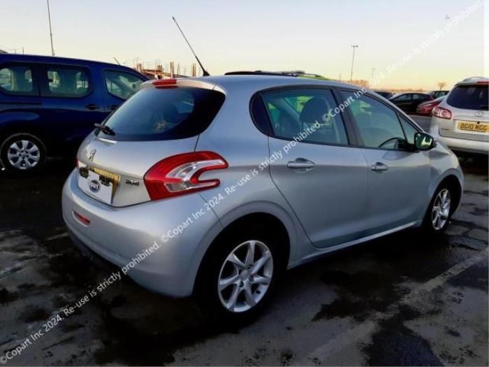 Peugeot 208 I 1.0 Vti 12V PureTech Sloopvoertuig (2013, Zilvergrijs, Transparant, Moonmist, Aluminium)