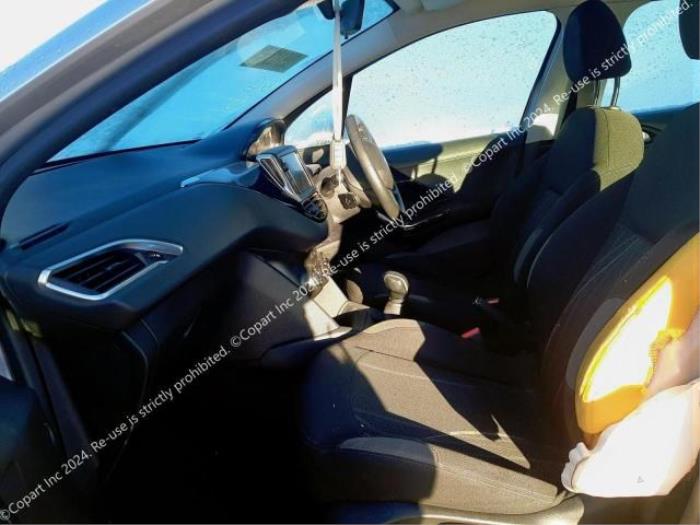 Peugeot 208 I 1.0 Vti 12V PureTech Sloopvoertuig (2013, Zilvergrijs, Transparant, Moonmist, Aluminium)