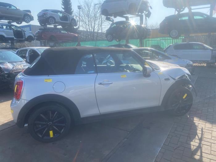 Mini Mini Convertible 1.5 12V Cooper Sloopvoertuig (2017, Grijs)