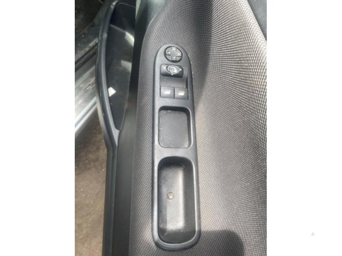 Peugeot 207 CC 1.6 16V Sloopvoertuig (2008, Zilvergrijs, Transparant, Moonmist, Aluminium)