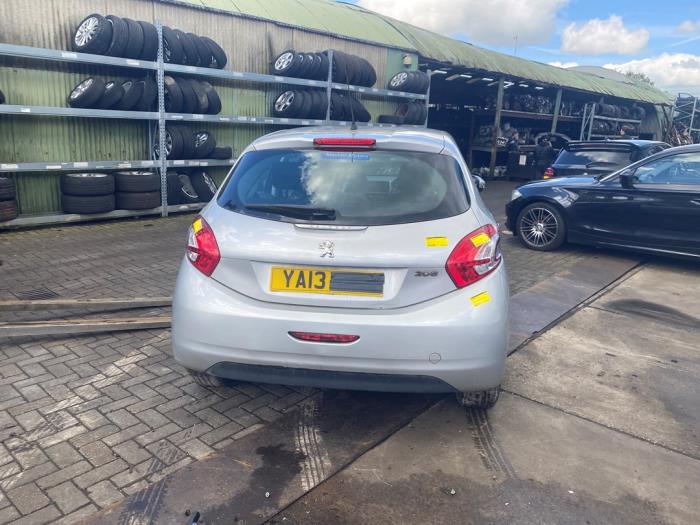 Peugeot 208 I 1.2 Vti 12V PureTech 82 Sloopvoertuig (2013, Grijs)