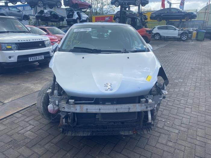 Peugeot 208 I 1.2 Vti 12V PureTech 82 Sloopvoertuig (2013, Grijs)