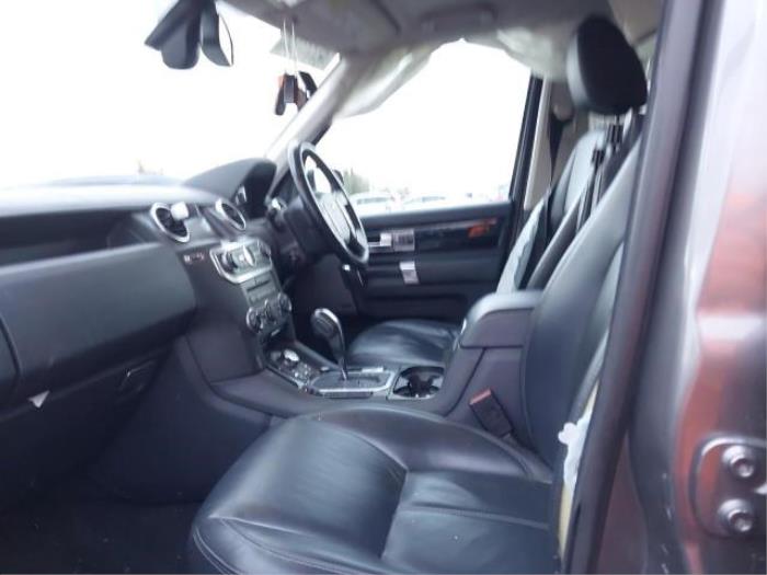 Landrover Discovery IV 3.0 TD V6 24V Sloopvoertuig (2010, Donker, Zilvergrijs)