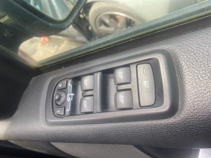 Landrover Discovery IV 3.0 TD V6 24V Sloopvoertuig (2010, Donker, Zilvergrijs)